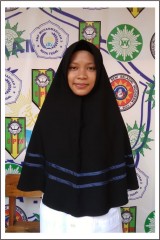 <center>Wali Kelas 9B<br>Yuli Rianita, S.Pd</center>