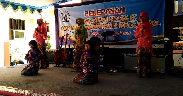 <center>Tari Saman </center> video