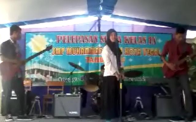<center>Cinta Terbaik </center> video